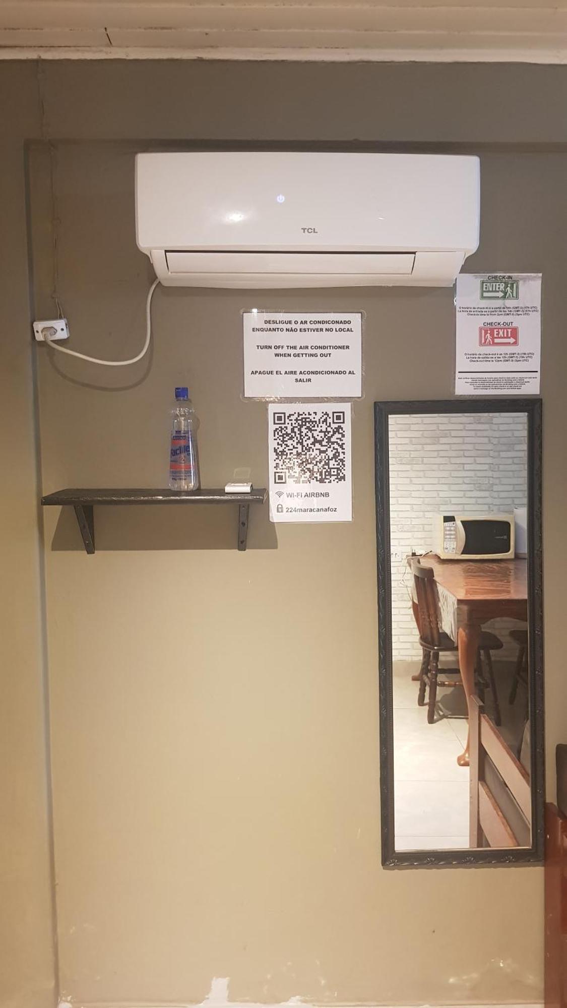 Casa No Centro De Foz! Ar-Condicionado, Smart Tv, Wi-Fi, Cozinha, Ventilador E 4 Camas Daire Foz do Iguaçu Dış mekan fotoğraf