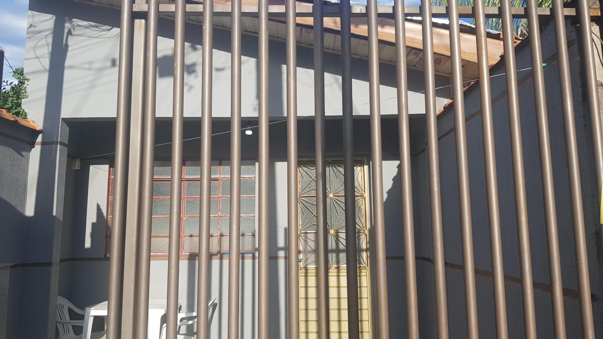 Casa No Centro De Foz! Ar-Condicionado, Smart Tv, Wi-Fi, Cozinha, Ventilador E 4 Camas Daire Foz do Iguaçu Dış mekan fotoğraf